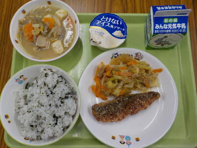 給食４