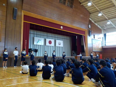 ３学年朝会２