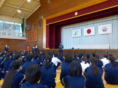 １学年朝会２